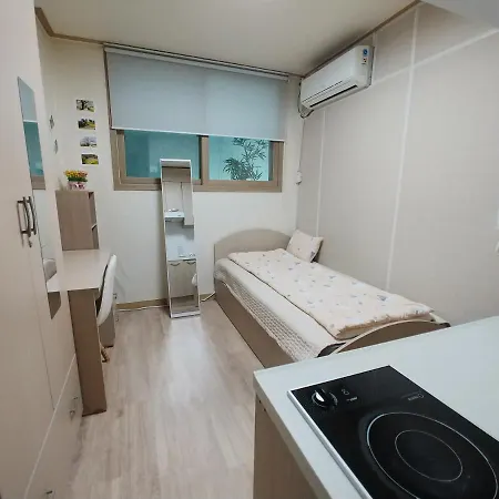 Hongdae Sinchon Yeonhui House B Floor Apartamento